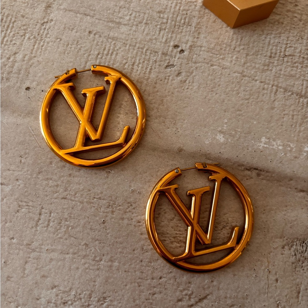 Louis Vuitton Authentic Louise Hoop GM Earrings